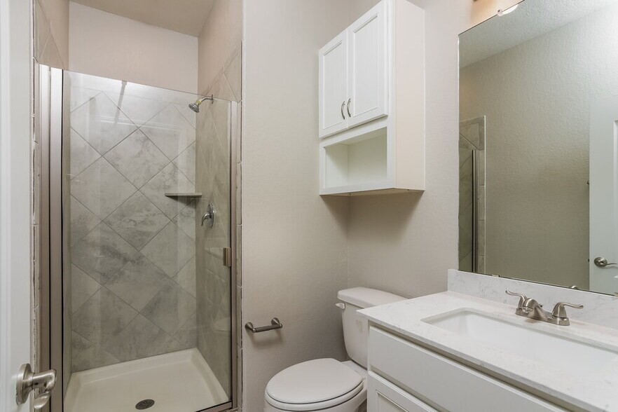 Building Photo - 14619 Jocasta Dr