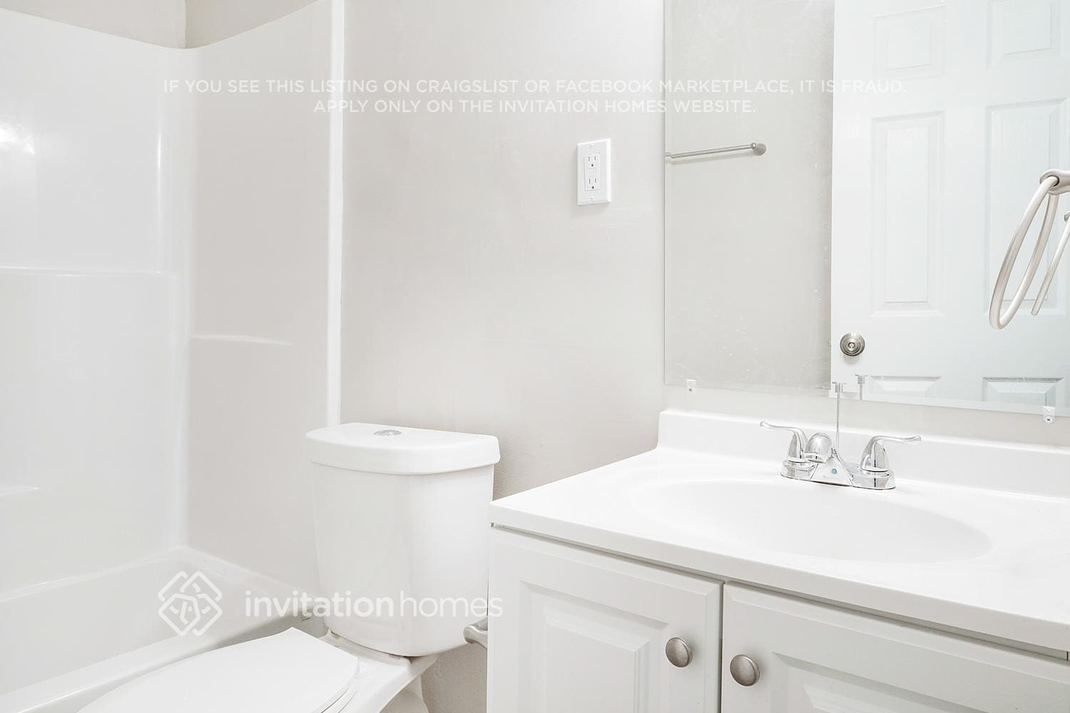 Building Photo - 982 Hutchens Rd SE