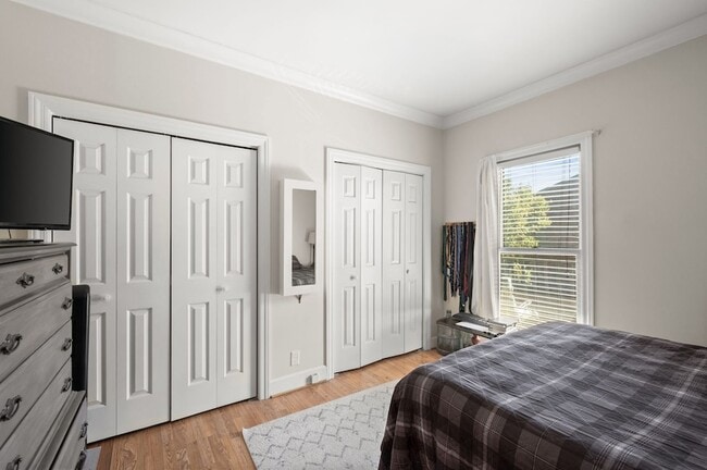 Building Photo - 312 Sloan Rd