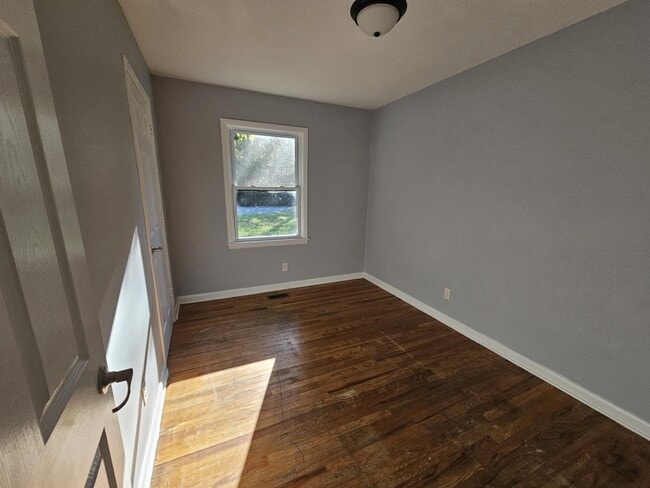 Building Photo - 1112 Cagle Ct