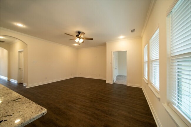 Building Photo - 8511 Christie Ln