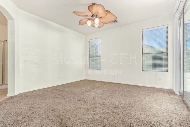 Building Photo - 3018 S 102nd Ln