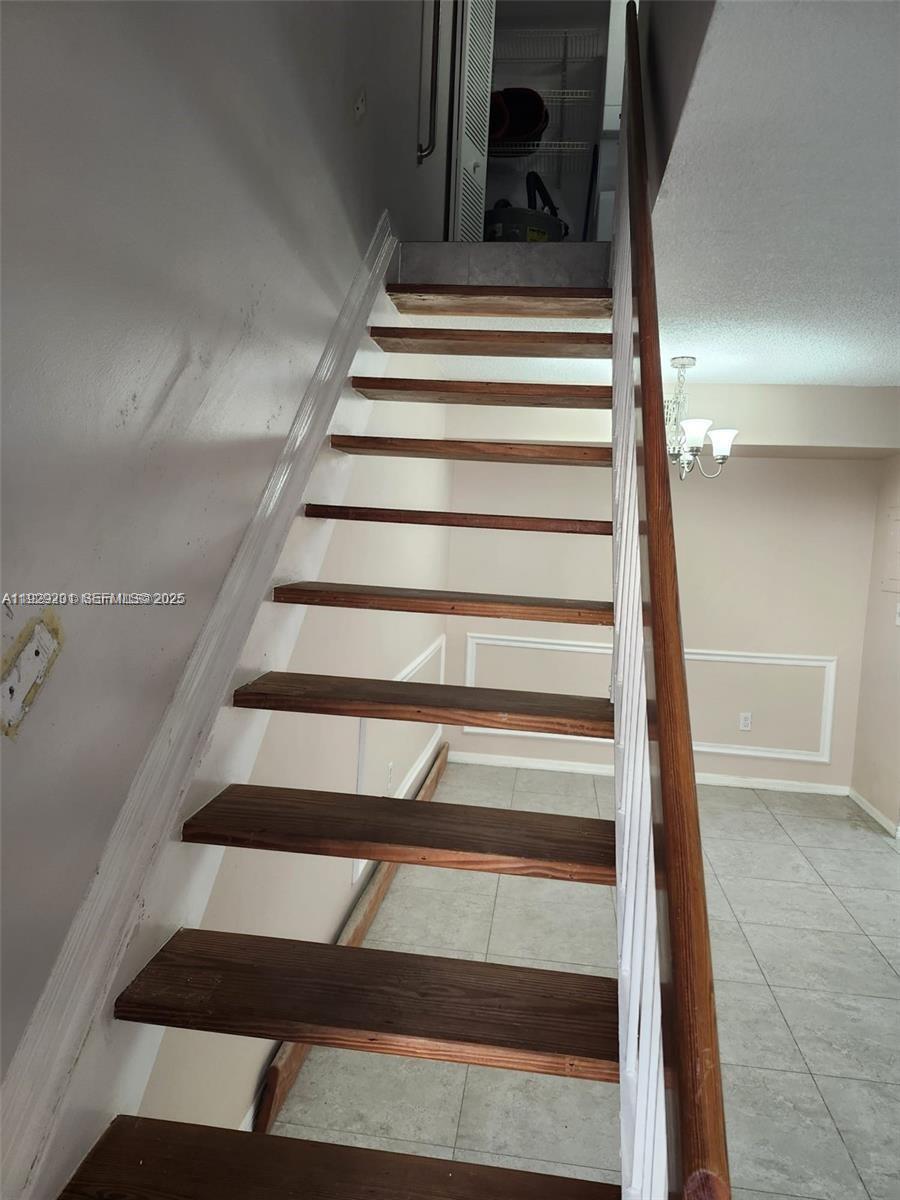 Building Photo - 665 NW 85th Pl