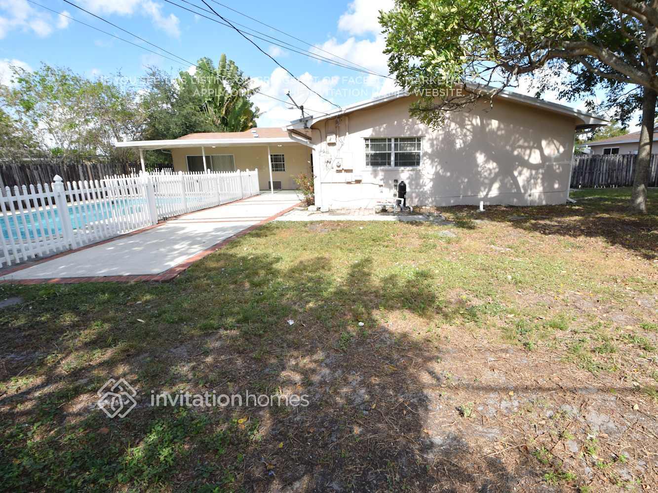 Building Photo - 5020 Taylor St