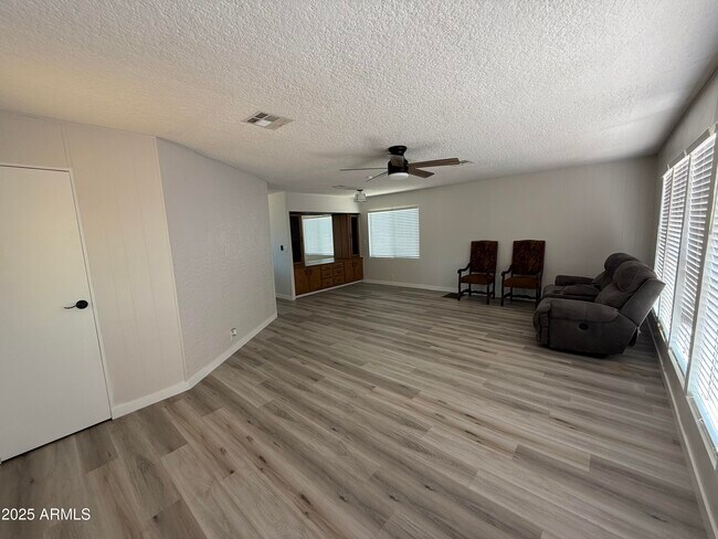 Building Photo - 6703 E Calle de Las Estrellas Rd