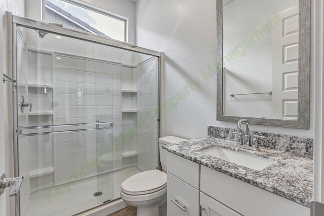 Building Photo - Stunning Gilbert Home Located in the Beautiful Belrose Gated Community!