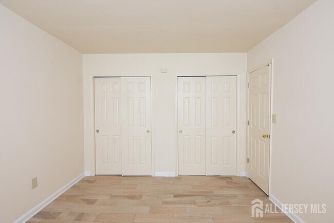 Building Photo - 9 Koster Blvd
