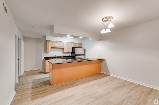 Kitchen - Kendall Off Main