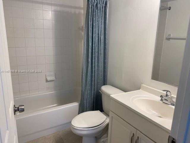 Building Photo - 1300 SE 29th St