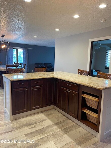 Building Photo - 65 Grand Central Ave