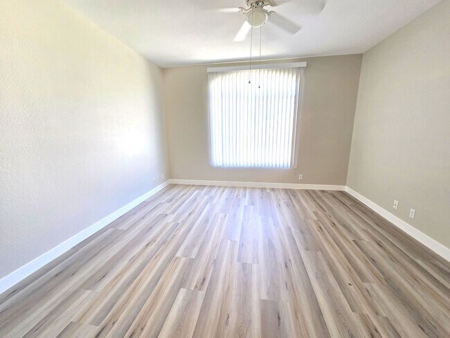 Building Photo - 7904 Canyon Grove Ct