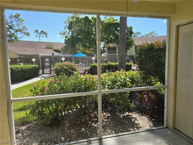 Building Photo - 2656 Kings Lake Blvd