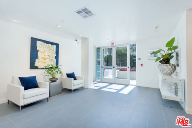 Building Photo - 436 Virgil Ave