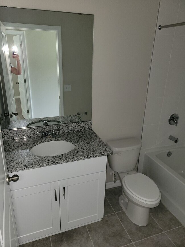 Building Photo - 1281 Oak Vly Dr