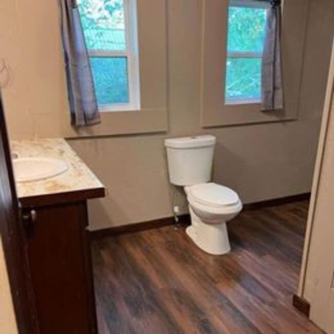 Building Photo - Hughes Springs 2 Bedroom Home