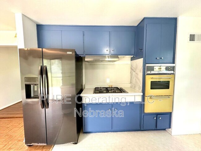 Building Photo - 1817 N 78th St