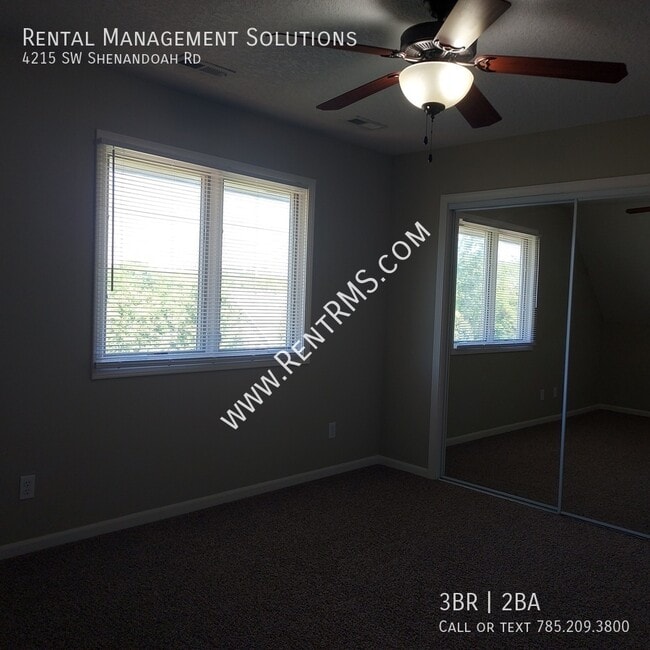 Building Photo - 4215 SW Shenandoah Rd