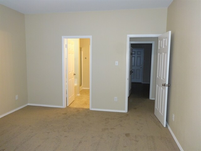 Building Photo - 10709 Vista Heights Blvd