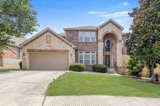 Building Photo - 8707 Roswell Ridge