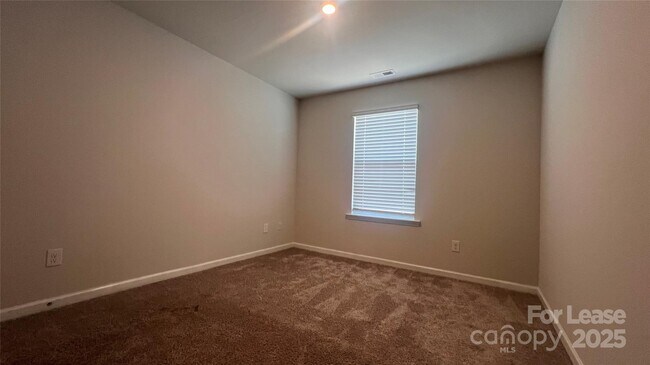 Building Photo - 8110 Whitegrove Rd