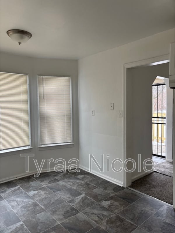 Building Photo - 18134 Vaughan St