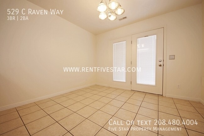 Building Photo - 529 Raven Way