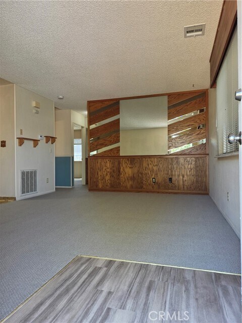 Building Photo - 14966 Ritter St