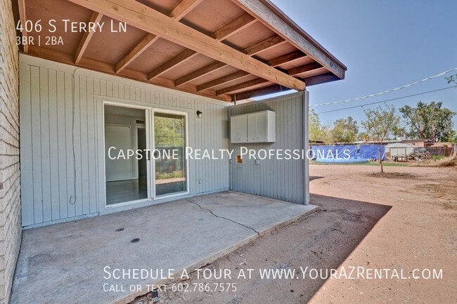 Building Photo - 406 S Terry Ln