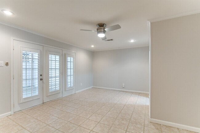 Building Photo - 1407 Springrock Ln