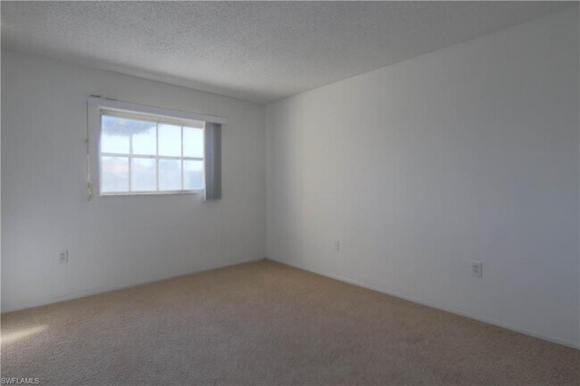 Building Photo - 3704 Broadway-