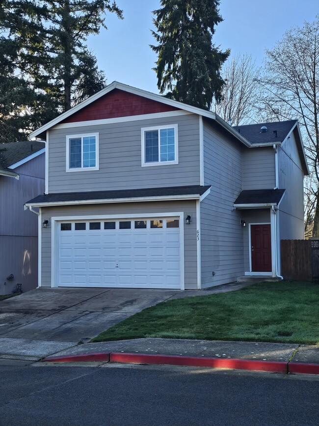 Building Photo - 623 Rivenhurst St