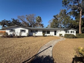 Building Photo - 722 W Pinedale Dr