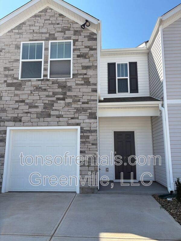 Building Photo - 773 Embark Cir