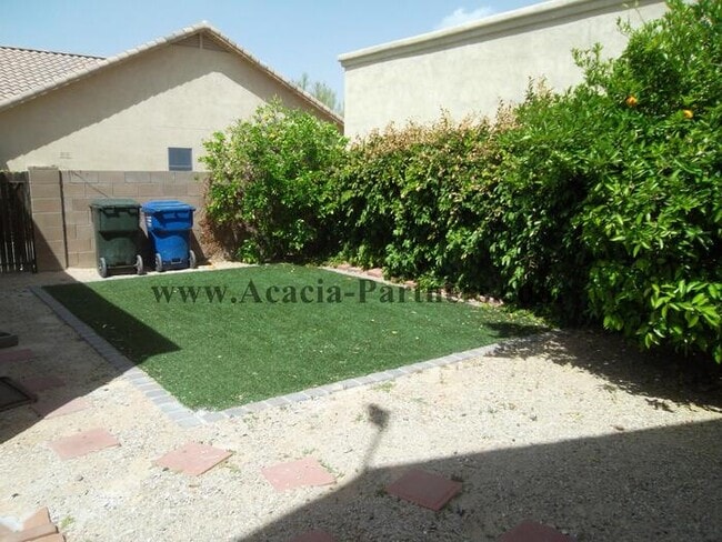 Building Photo - Four Bedroom/Three Bath home in Civano!