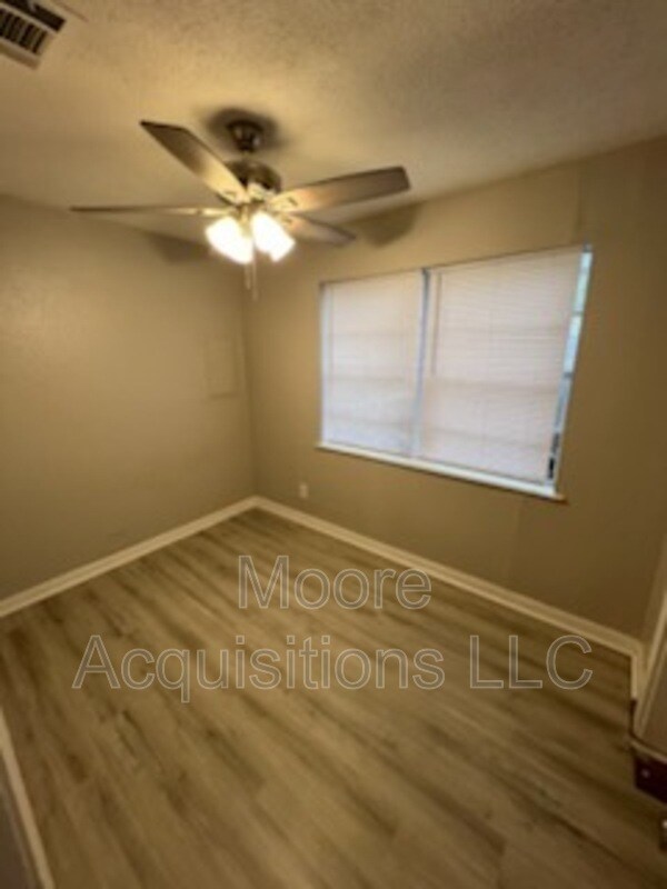 Building Photo - 610 W Owings St