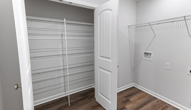 Building Photo - 234 Justify Ave