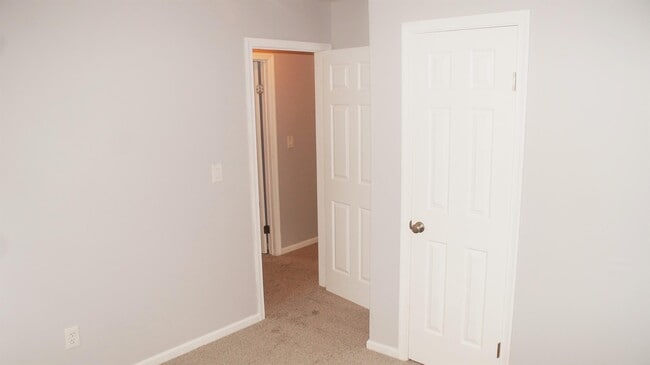 Building Photo - 3957 Kiwanis Loop