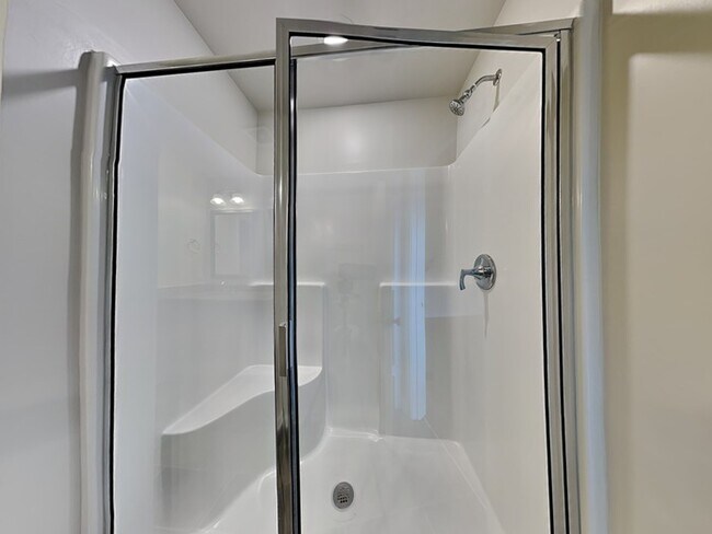 Building Photo - Coming Soon!  Burnside Farms near Ft Jacks...