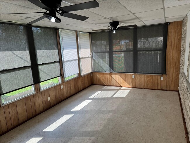 Building Photo - 7920 Findlay St