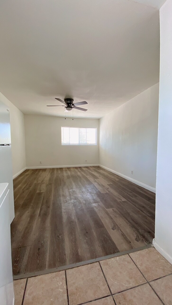 Building Photo - 2728 Exposition Pl