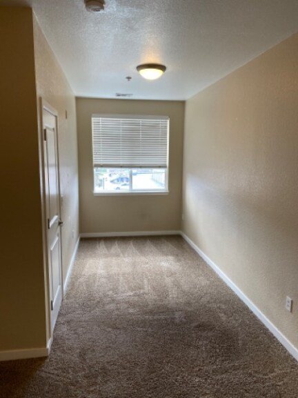 Building Photo - Beautiful 2BD/2BA Condo with Garage in Par...