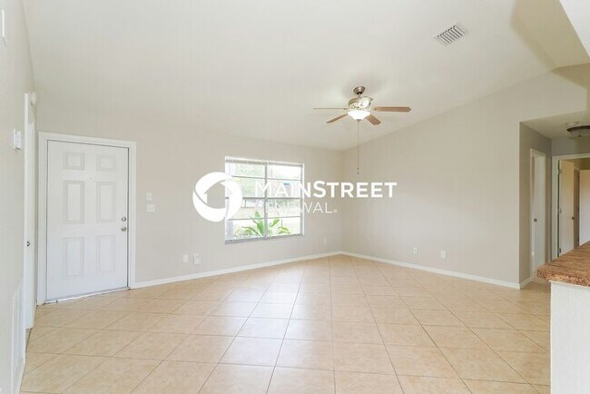 Building Photo - 3 Bedroom Pet-Friendly Home in Port St. Lucie, FL with Main Street Renewal