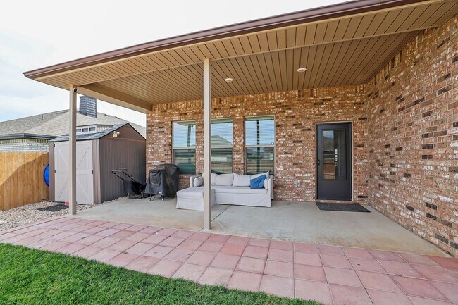 Building Photo - 7811 Bellamy Dr