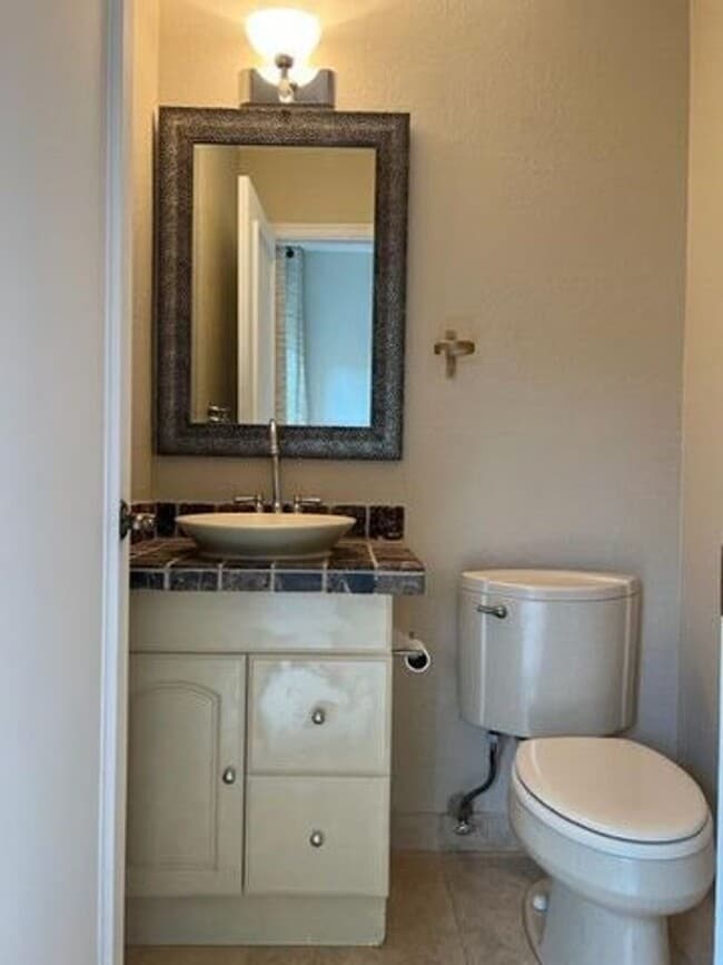 Building Photo - 2498 NW 25th St