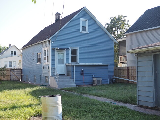 Building Photo - 32 156th St