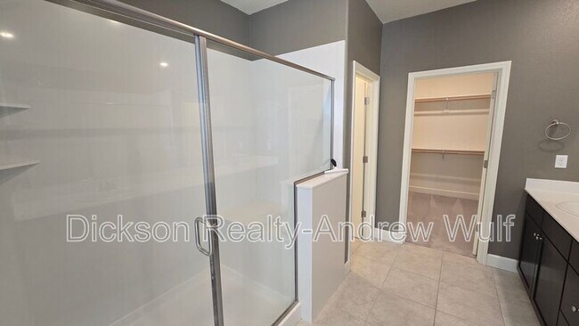 Building Photo - 2149 Neuer Dr