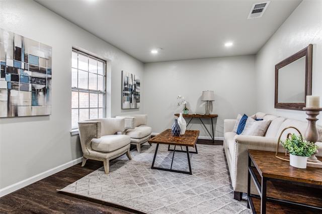 Building Photo - 4013 Burkett Dr