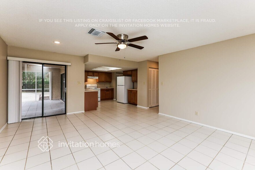 Building Photo - 1403 Live Oak Ct