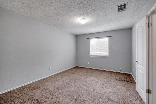 Building Photo - 16205 Glorious Ln