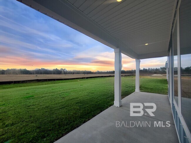 Building Photo - 3840 Casita Cir